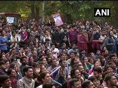 
      
      JNU protest: Around 100 students detained; Delhi Police...
      
      