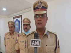 
      
      Three held for cheating pawnbrokers in Hyderabad
      
      