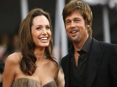 
      
      Signalling thaw in relations, Angelina Jolie allows Brad to...
      
      