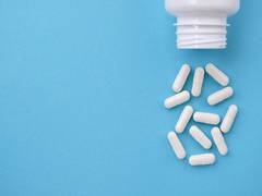 
      
      Researchers discover drug that blocks multiple SARS-CoV-2...
      
      