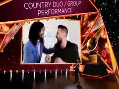 
      
      Dan + Shay, Justin Bieber win Best Country Duo/Group...
      
      