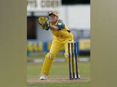 
      
      Brisbane Heat appoints Julia Price as assistant coach
      
      