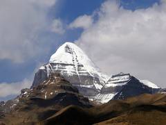 
      
      China grants visas to Indian Kailash Mansarovar yatris
      
      