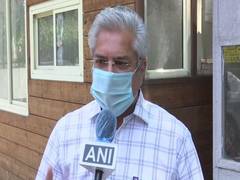 
      
      Delhi govt resumes doorstep delivery of driving licence,...
      
      