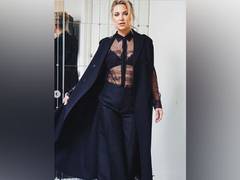 
      
      Kate Hudson opens up about her estrangement from father Bill,...
      
      