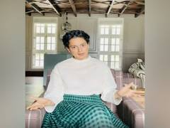 
      
      Kangana takes a dig at Hrithik Roshan and PeeCee
      
      