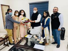 
      
      Kangana Ranaut meets Rajnath Singh, seeks blessings for film...
      
      