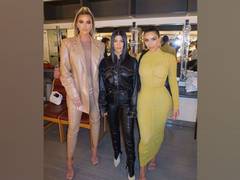 
    Kardashians expand their empire to greeting cards, coming out with 'Kardashian Kards'
    