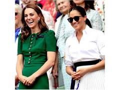 
      
      Meghan Markle and Kate Middleton spotted cheering for Serena...
      
      