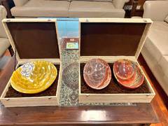 
      
      PM Modi gifts President Putin artistic Agate bowls 
      
      