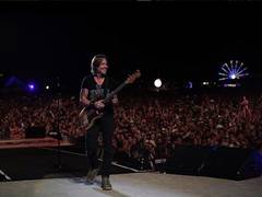 
      
      Keith Urban stuns audience with Taylor Swift's 'Lover' cover
      
      