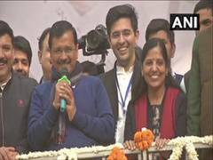 
      
      From dharna politics to becoming everyone's CM a la Arvind...
      
      
