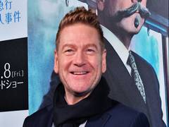 
      
      Golden Globes 2022: Kenneth Branagh wins 'Best Screenplay...
      
      