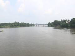 
      
      Kerala: High alert on banks of Periyar, water reaches...
      
      
