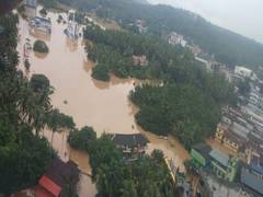 
      
      Kerala floods: 72 dead, 58 missing, over 2.5 lakh affected
      
      