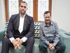 
      
      Punjab Assembly polls: 'The Great Khali' meets Arvind...
      
      