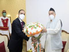 
      
      Newly appointed UAE Consul General meets Maharashtra Governor
      
      