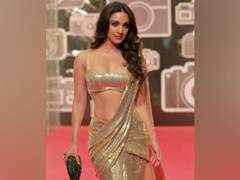 
      
      Kiara Advani glints social media with her surreal beauty
      
      