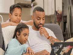 
      
      Study suggests ways to support kids' mental health during pandemic
      
      
