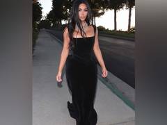 
      
      Kim Kardashian gets vocal about 'balance of sharing' on...
      
      