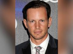 
      
      SAG-AFTRA fines Kip Pardue for 'serious misconduct'
      
      
