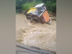 
      
      Excessive rainfall in Uttarkashi damages shops
      
      