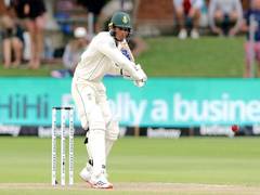 
      
      Quinton de Kock steers Proteas to respectable score
      
      