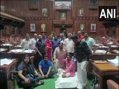 
      
      Cong MLAs continue overnight protest in Karnataka Assembly...
      
      