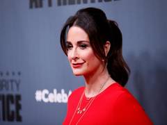 
      
      Kyle Richards to return as Lindsey for 'Halloween Kills'
      
      