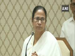 
      
      Mamata grieves demise of tennis legend Akhtar Ali
      
      