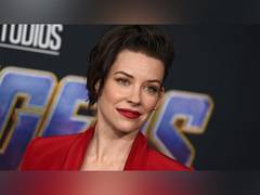 
      
      Marvel actor Evangeline Lilly protests vaccine mandates
      
      