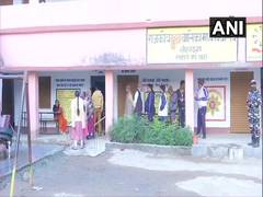 
      
      First phase of polling for 13 seats begins in Jharkhand
      
      