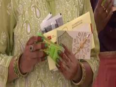 
      
      GPO Lucknow gives women option to send masks, sanitisers...
      
      