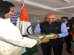 
      
      India hands over 100,000 academic text books to Madagascar
      
      