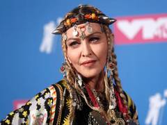 
      
      Madonna regrets turning down a role in 'The Matrix'
      
      