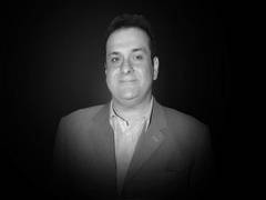 
      
      Sanjay Kapoor, Riddhima Kapoor Sahni remember Rajiv Kapoor on...
      
      