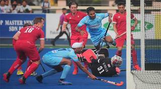 
      
      Mandeep scores hat-trick as India beat Canada 7-3
      
      
