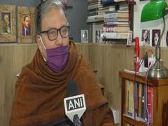 
      
      RJD slams Centre over house arrest of J-K leaders
      
      