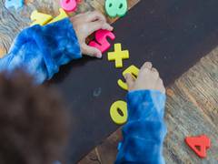 
      
      Words needed to think about numbers? Study suggests so!
      
      