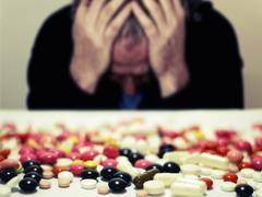 
      
      Study offers clues on why psychiatric drugs work differently...
      
      