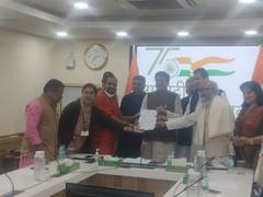 
      
      Odisha MPs meet Piyush Goyal to discuss paddy procurement...
      
      