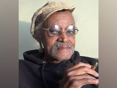 
      
      'Godfather of Black Cinema' Melvin Van Peebles no more
      
      