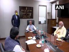 
      
      Farmers lend support to farm laws, urge Agriculture Min Tomar...
      
      