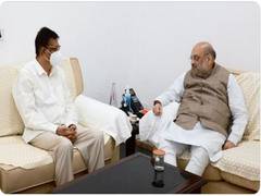 
      
      Amid border dispute with Assam, Mizoram Governor meets Amit Shah
      
      