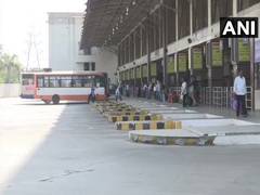 
      
      Few passengers at Ahmedabad bus terminal ahead of Janta Curfew
      
      