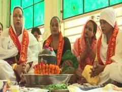 
      
       UP: Hindu society in Kanpur organizes 'Rudrabhishek'
      
      