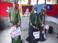 
      
      Tibetan NGOs urge international community to boycott Beijing...
      
      