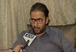 
      
      MNS warns Pak stars, says won't allow 'ADHM'...
      
      