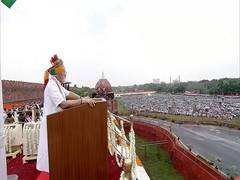 
      
      Upbeat mood at Red Fort as PM delivers I-Day address 
      
      