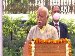 
      
      RSS chief Mohan Bhagwat to address Kashmiri Hindus on April 3
      
      